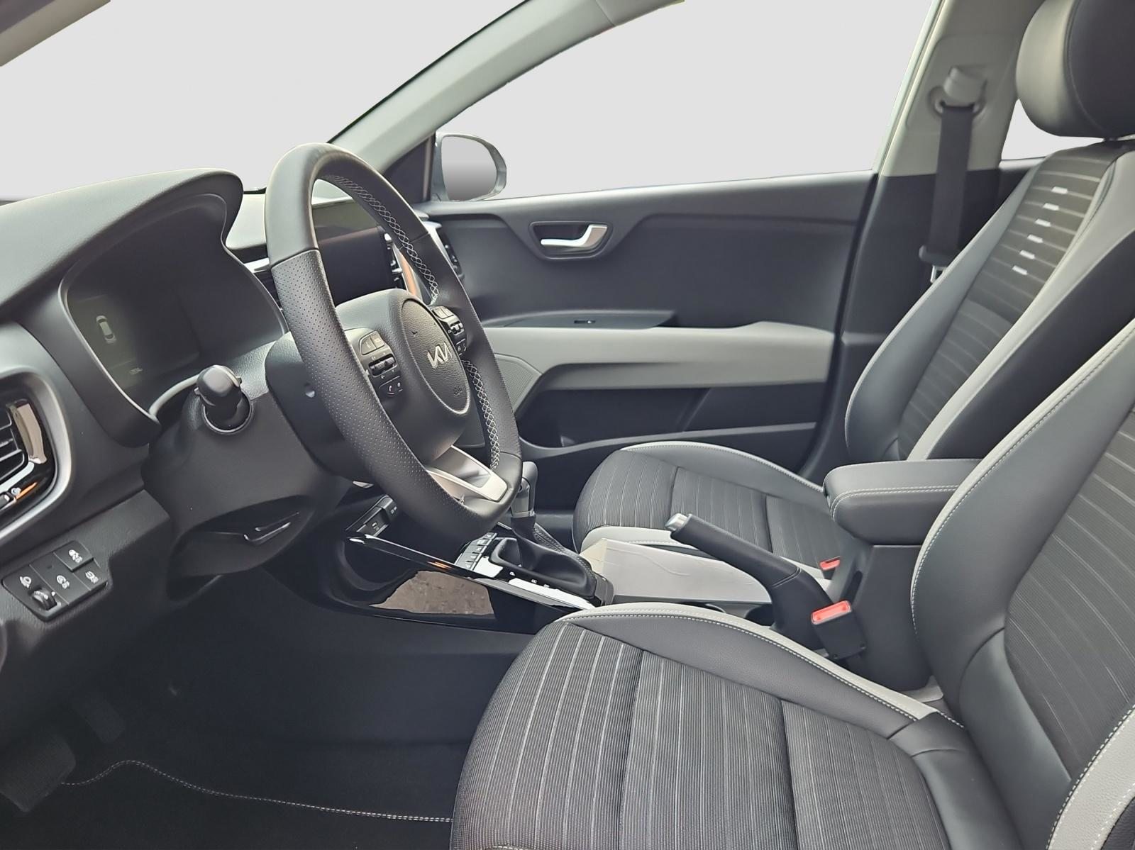 KIA Stonic 1.0 T-GDi Power Edition, Petrol, Second hand / Used, Automatic - 5