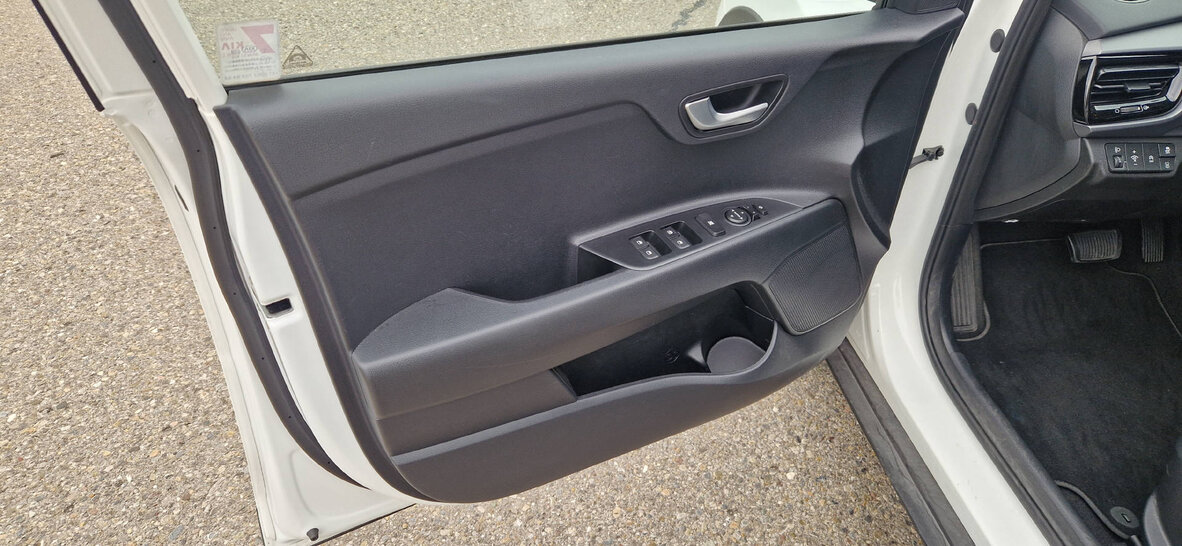 KIA Stonic 1.0 T-GDi Trend, Essence, Occasion / Utilisé, Automatique - 3