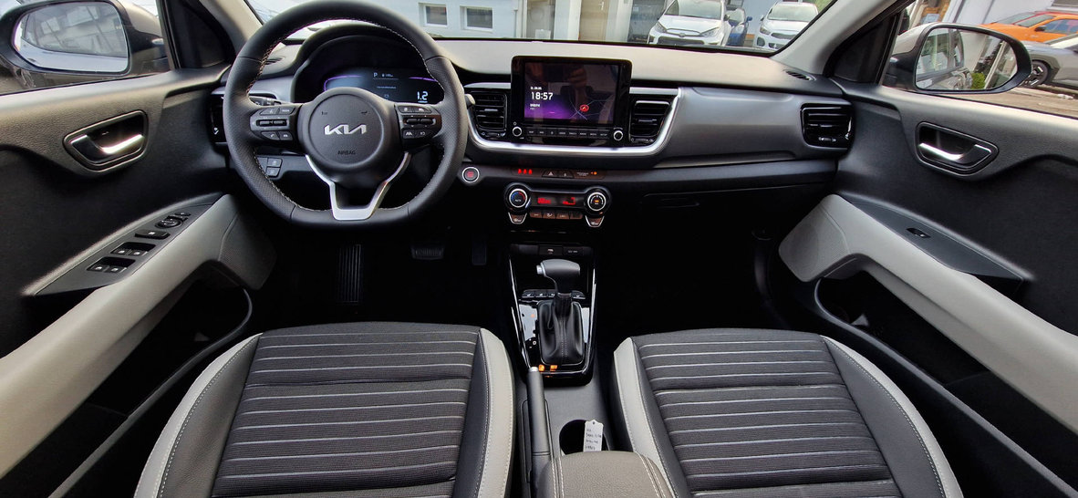 KIA Stonic 1.0 T-GDi Edition 30, Essence, Voiture de démonstration, Automatique - 5