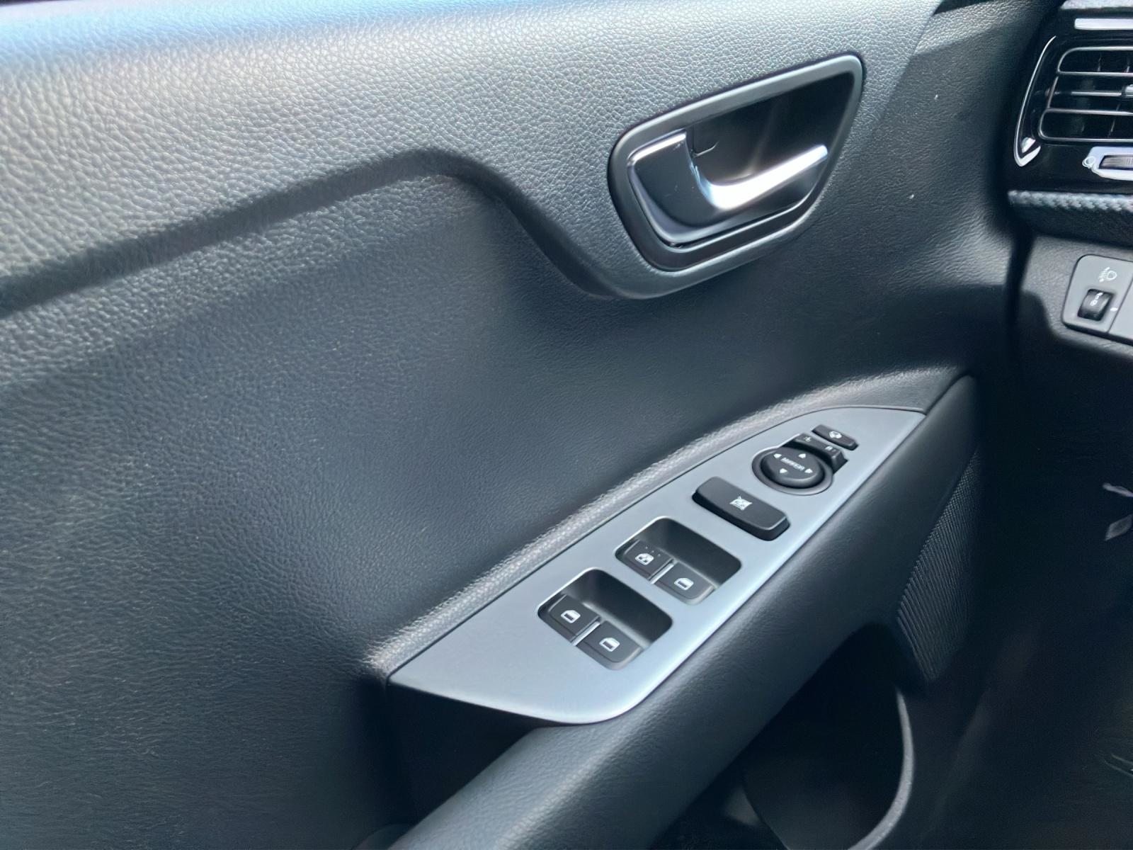KIA Stonic 1.0 T-GDi MHEV GT-Line, Mild-Hybrid Benzin/Elektro, Vorführwagen, Automatik - 7