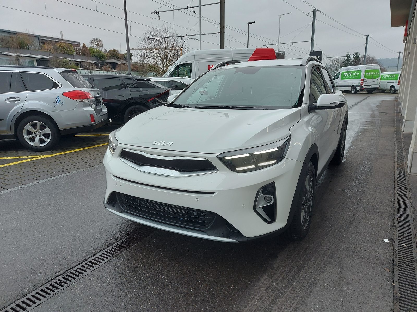 KIA Stonic 1.0 T-GDi Power Edition, Benzin, Vorführwagen, Automatik - 2