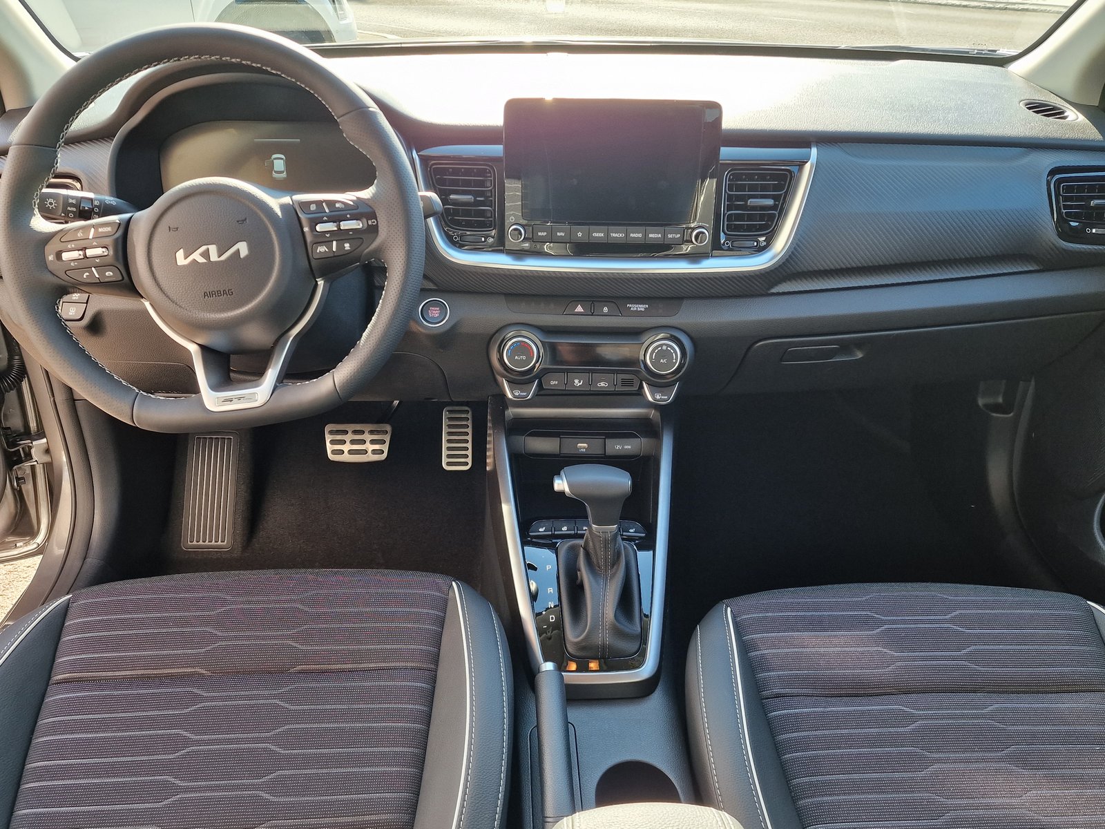 KIA Stonic 1.0 T-GDI GT-Line DCT, Benzin, Vorführwagen, Automatik - 7