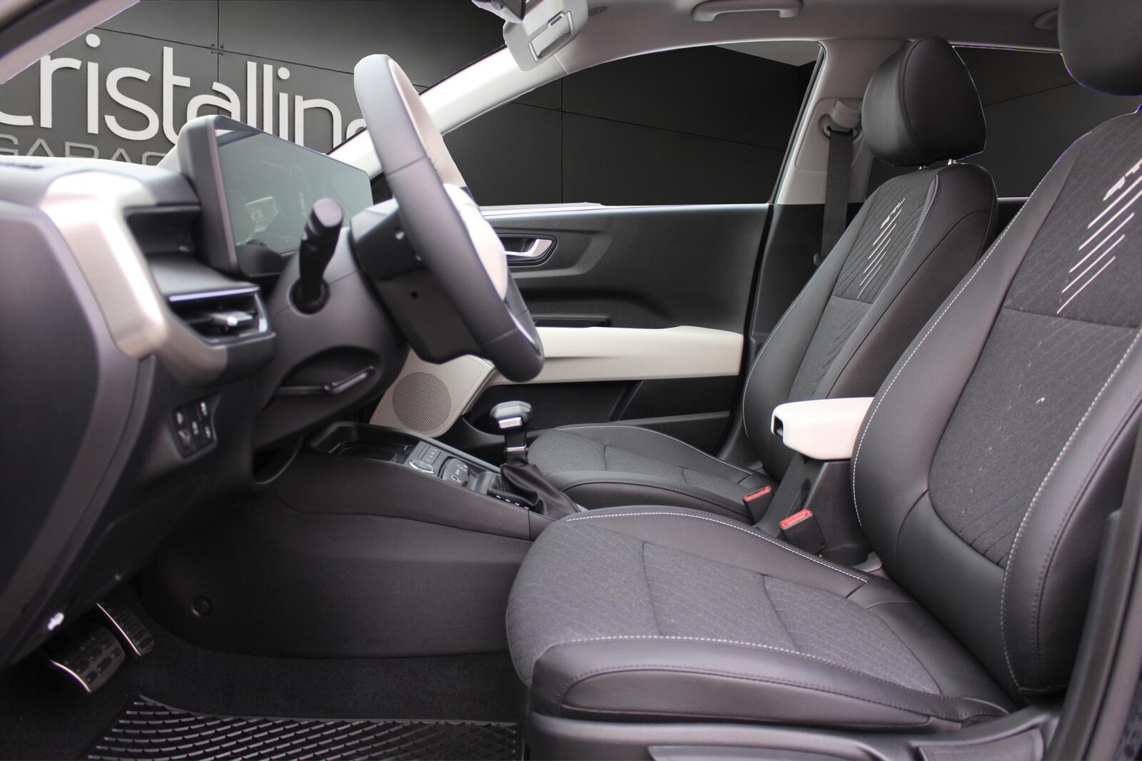 KIA Stonic 1.0 T-GDi MHEV GT-Line, Mild-Hybrid Petrol/Electric, Ex-demonstrator, Automatic - 7