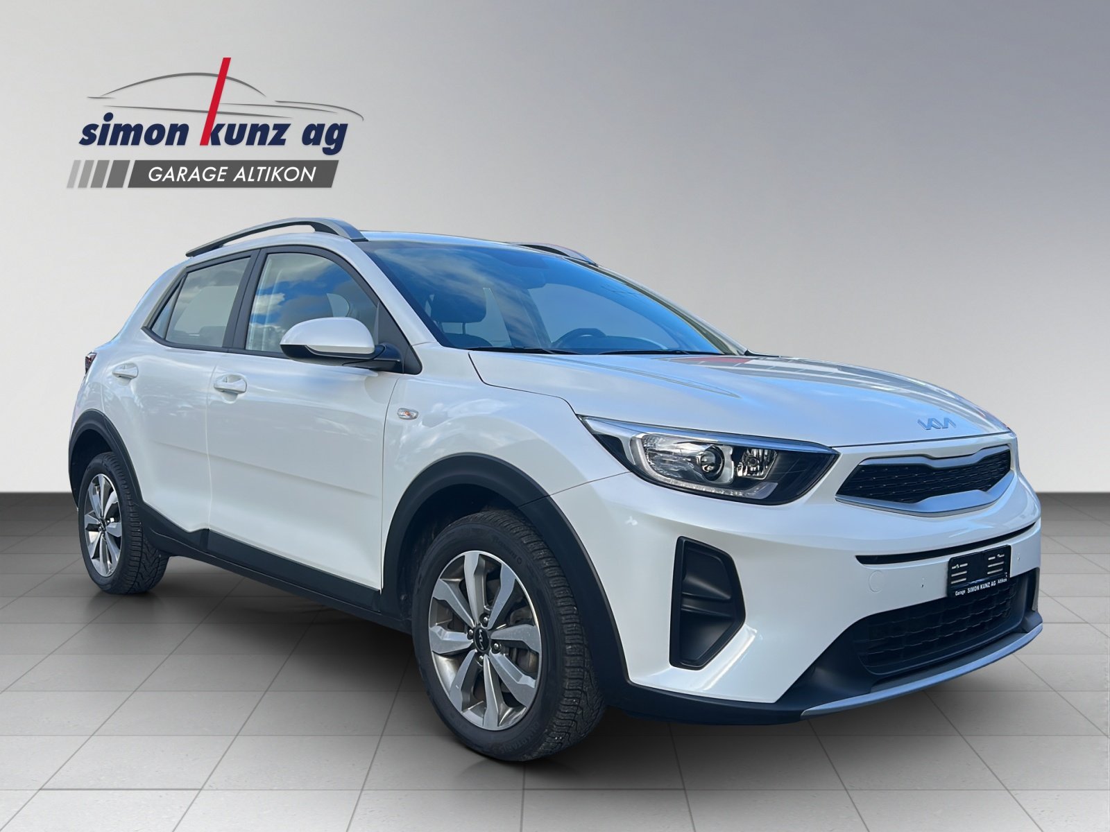 KIA Stonic 1.0 T-GDi Power Edition, Benzin, Occasion / Gebraucht, Automat - 7