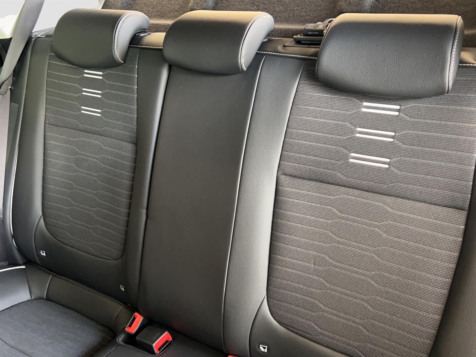 KIA Stonic 1.0 T-GDi MHEV GT-Line, Hybride Léger Essence/Électricité, Voiture de démonstration, Automatique - 6