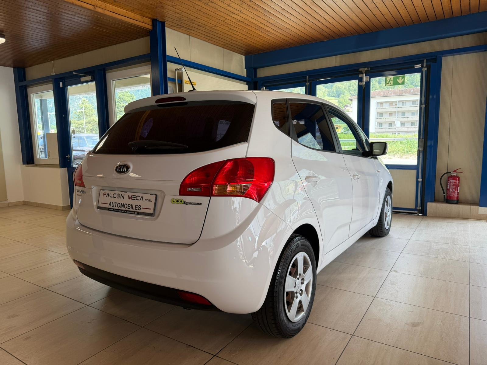 KIA Venga 1.4 CVVT Basic, Benzin, Occasion / Gebraucht, Handschaltung - 7