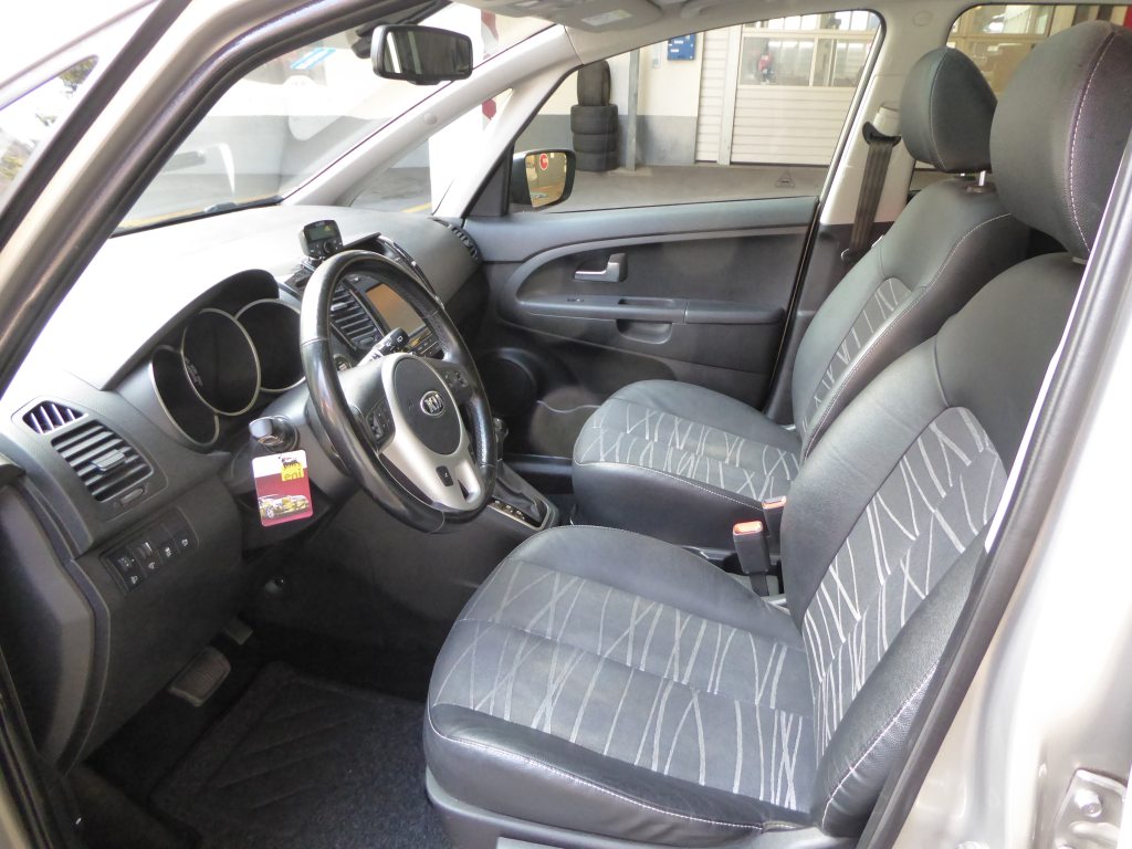 KIA VENGA 1.6 CVVT Swiss Champion, Benzina, Occasioni / Usate, Automatico - 7