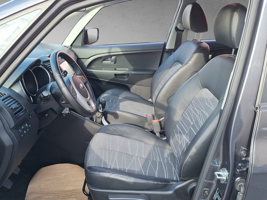 KIA VENGA 1.6 CVVT Swiss Eco Ed., Petrol, Second hand / Used, Manual - 6