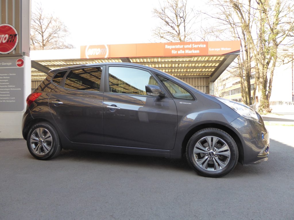 KIA VENGA 1.6 CVVT Swiss Champion, Essence, Occasion / Utilisé, Manuelle - 2