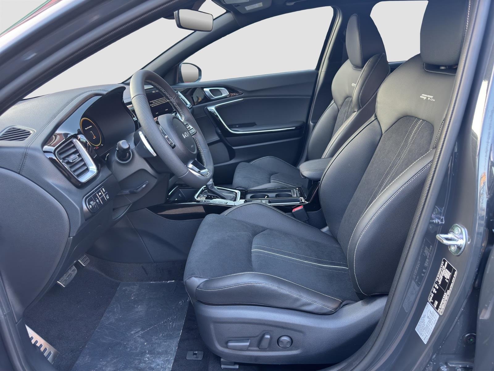 KIA XCeed 1.5 T-GDi GT-Line, Benzin, Occasion / Gebraucht, Automatik - 7
