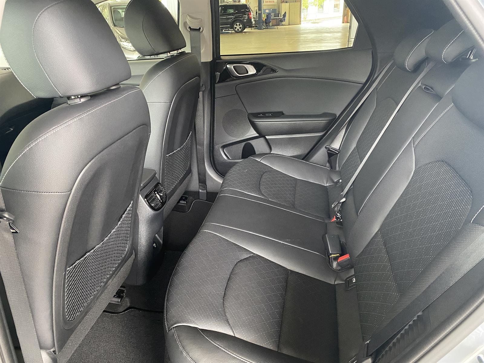KIA XCeed 1.6 GDi Plug-in Hybrid Style, Plug-in-Hybrid Benzin/Elektro, Occasion / Gebraucht, Automatik - 6