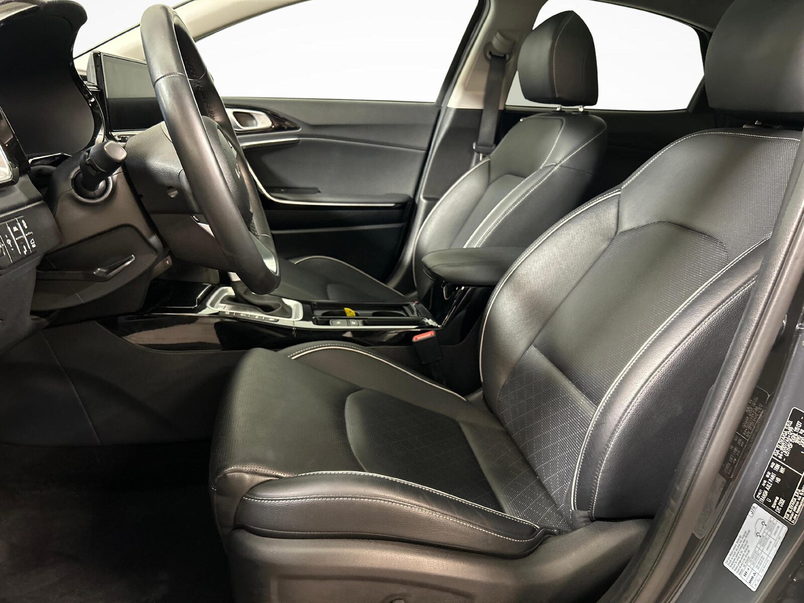 KIA XCeed 1.5 T-GDi MHEV Style, Hybride Léger Essence/Électricité, Occasion / Utilisé, Automatique - 3