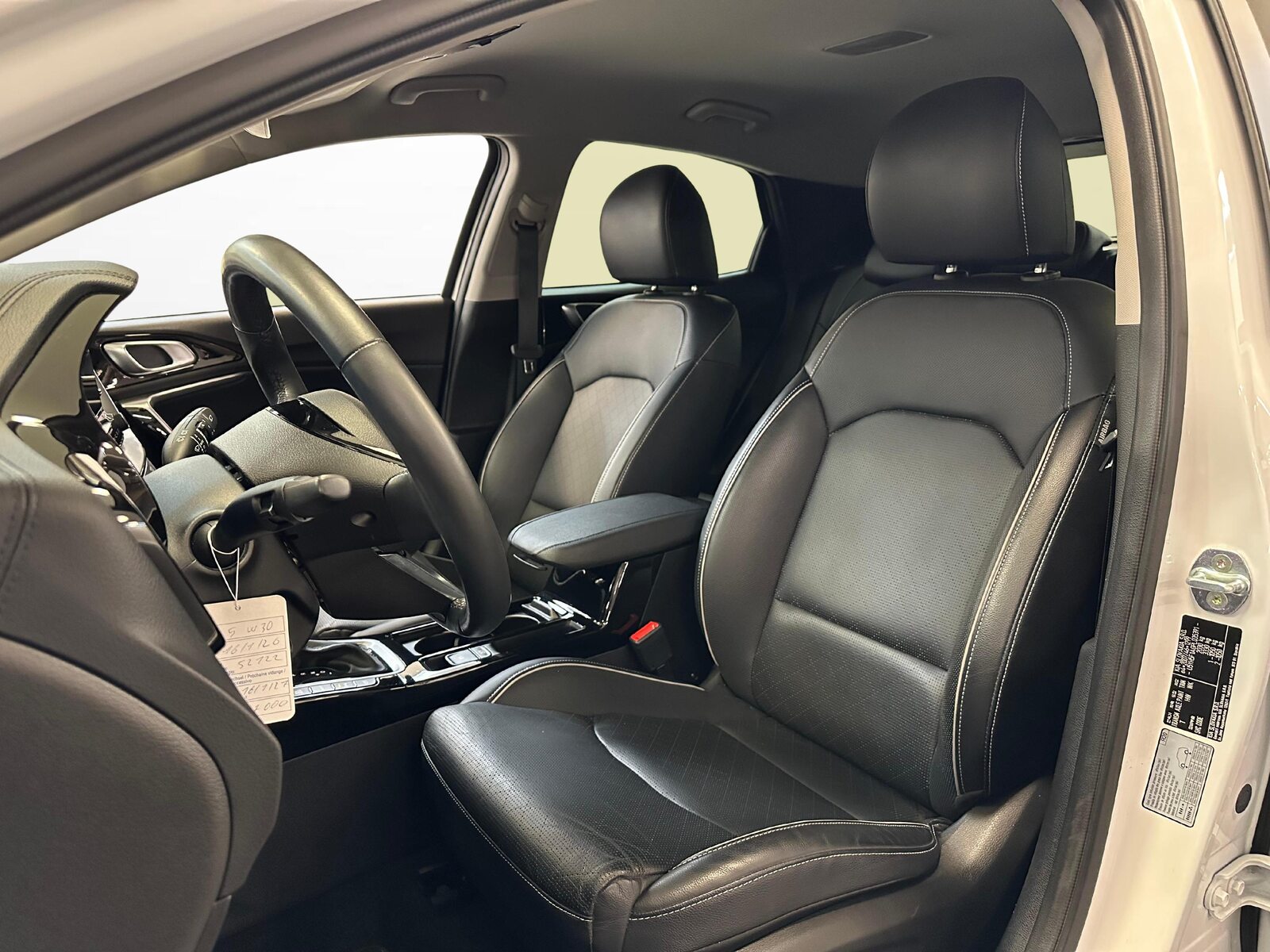 KIA XCeed 1.6 GDi Plug-in Hybrid Style, Plug-in-Hybrid Petrol/Electric, Second hand / Used, Automatic - 5