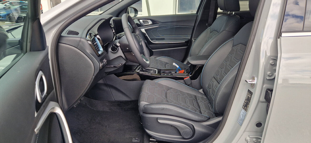 KIA XCeed 1.6 T-GDi Greydition, Benzin, Vorführwagen, Automatik - 6