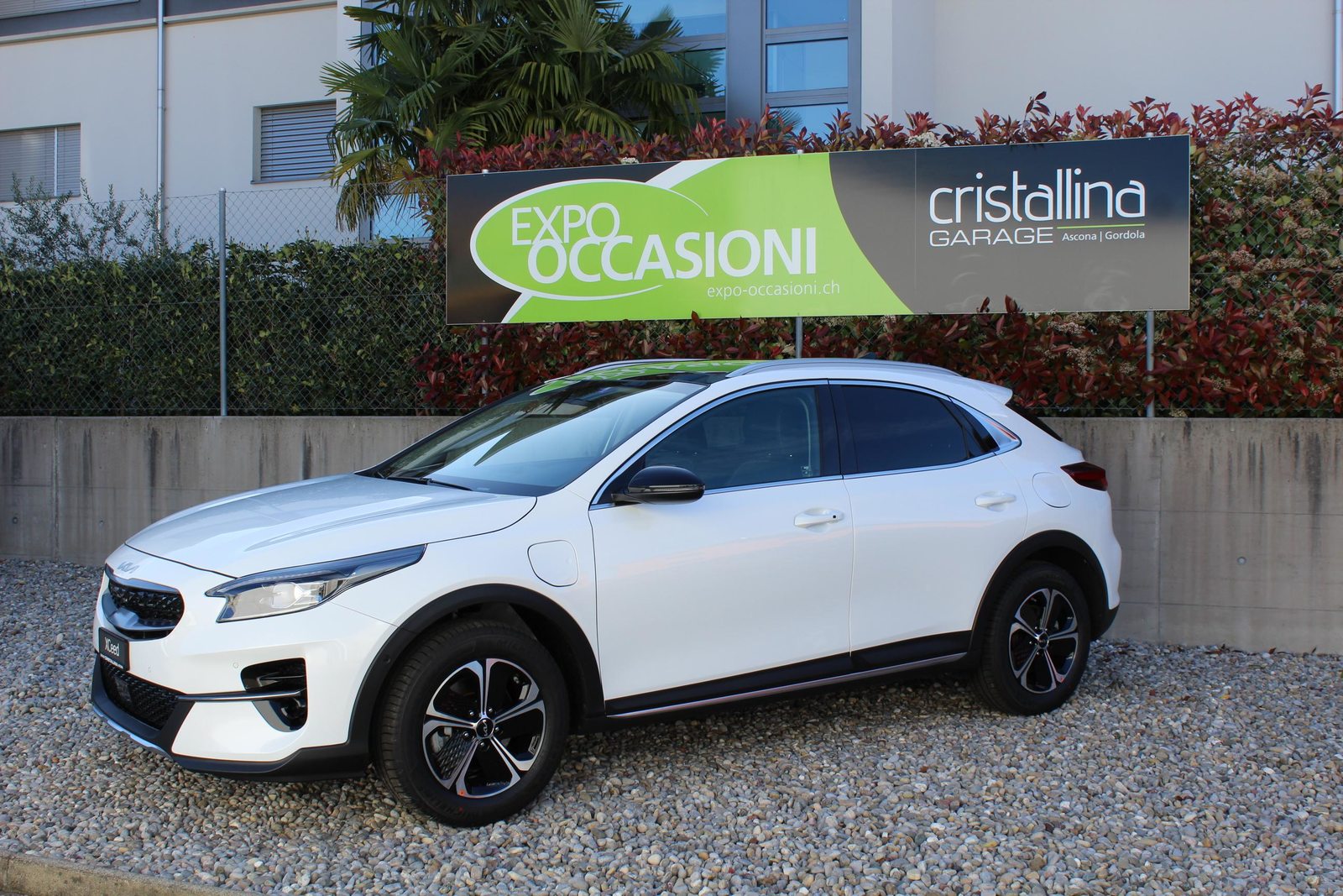KIA XCeed 1.6 GDi Plug-in Hybrid Style, Plug-in-Hybrid Petrol/Electric, Ex-demonstrator, Automatic - 2