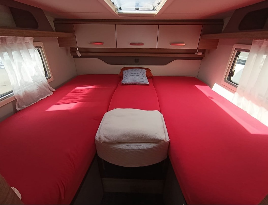 KNAUS Live I 700 MEG ***Das Echte Vollintegrierten-Gefühl z, Diesel, Occasion / Gebraucht, Automatik - 4