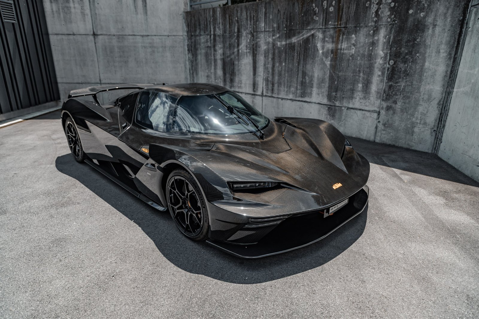 KTM GT-XR 1of100, Essence, Voiture nouvelle, Automatique - 7