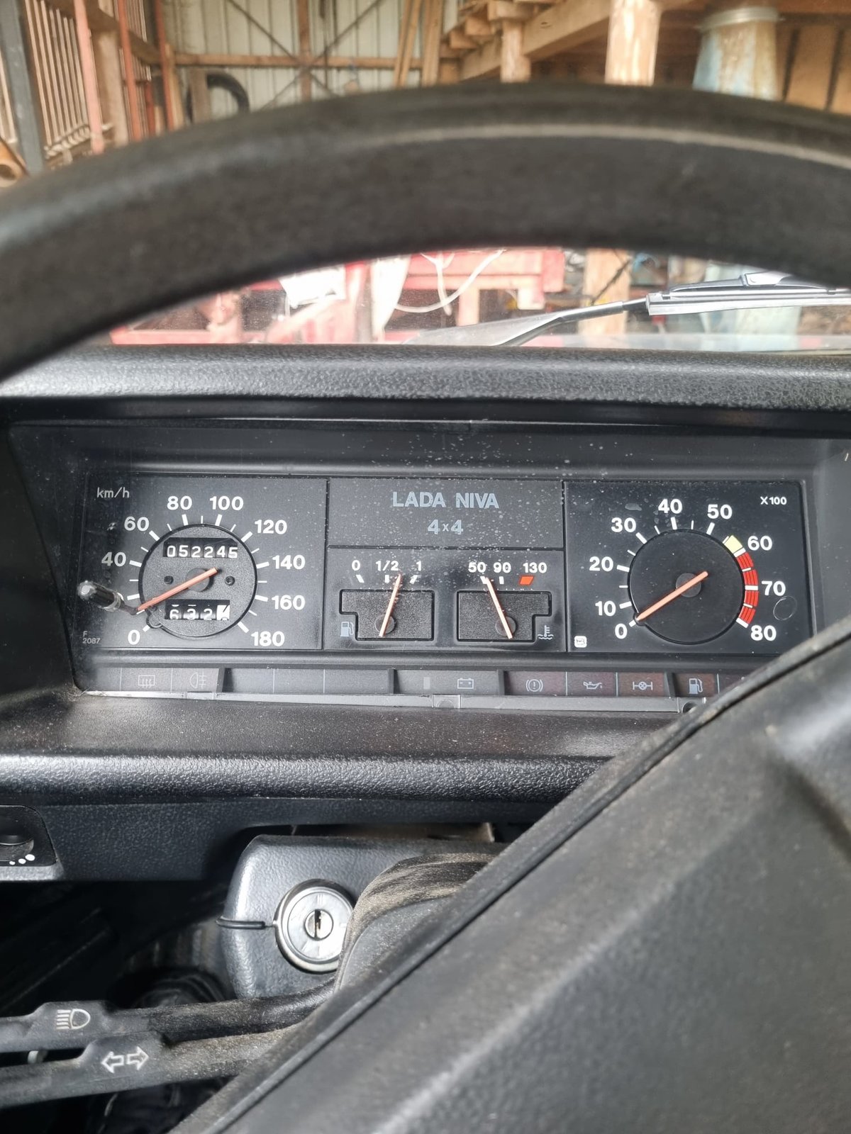 LADA Niva 1600 30 km/h, Essence, Occasion / Utilisé, Manuelle - 3