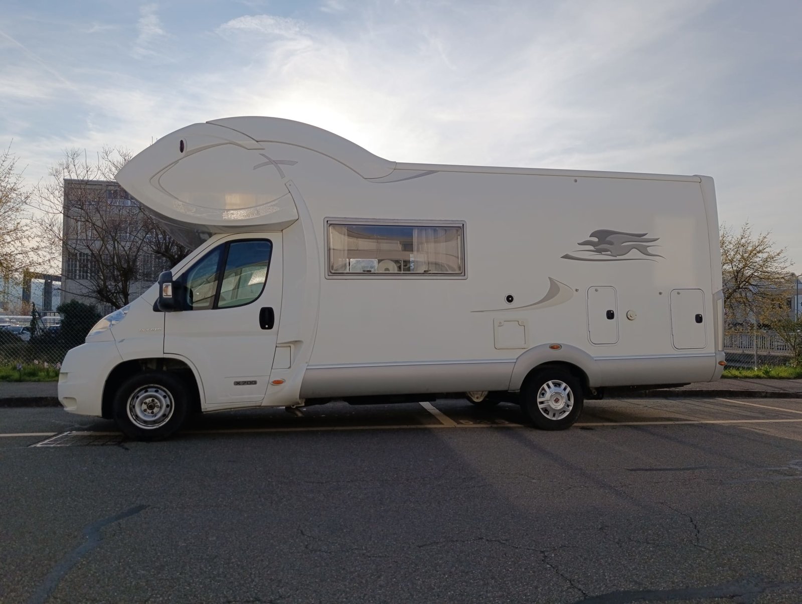 LAIKA X 700, Diesel, Occasion / Utilisé, Manuelle - 7