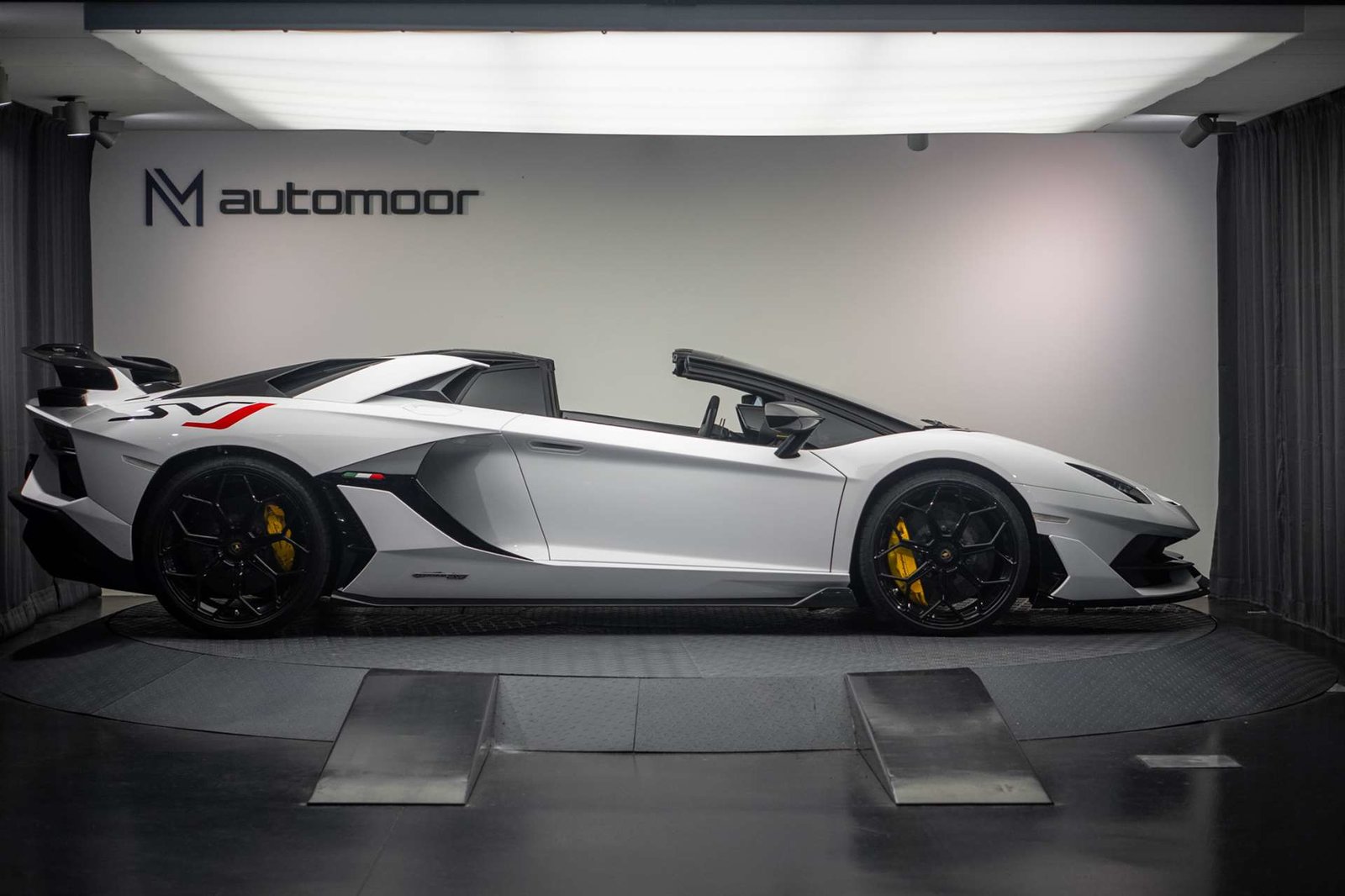 LAMBORGHINI LAMBORGHINI Aventador LP770-4 SVJ Superveloce Ro, Benzin, Occasion / Gebraucht, Automatik - 6