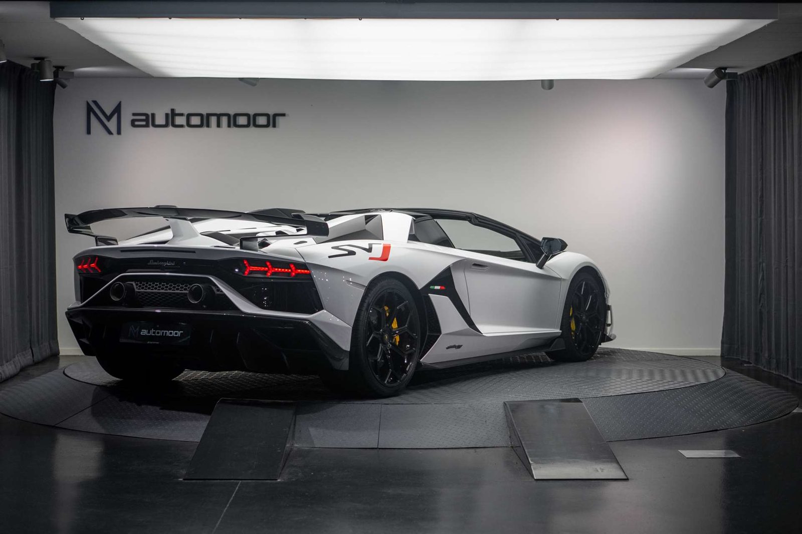 LAMBORGHINI LAMBORGHINI Aventador LP770-4 SVJ Superveloce Ro, Benzin, Occasion / Gebraucht, Automatik - 7