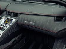 LAMBORGHINI Aventador LP700-4 Roadster E-Gear Pirelli Editio, Essence, Occasion / Utilisé, Automatique - 6