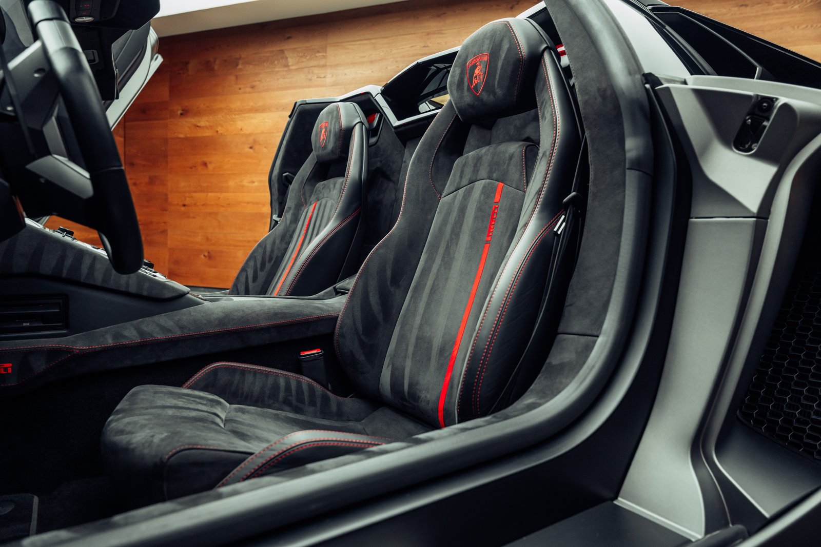 LAMBORGHINI Aventador LP700-4 Roadster E-Gear Pirelli Editio, Essence, Occasion / Utilisé, Automatique - 7