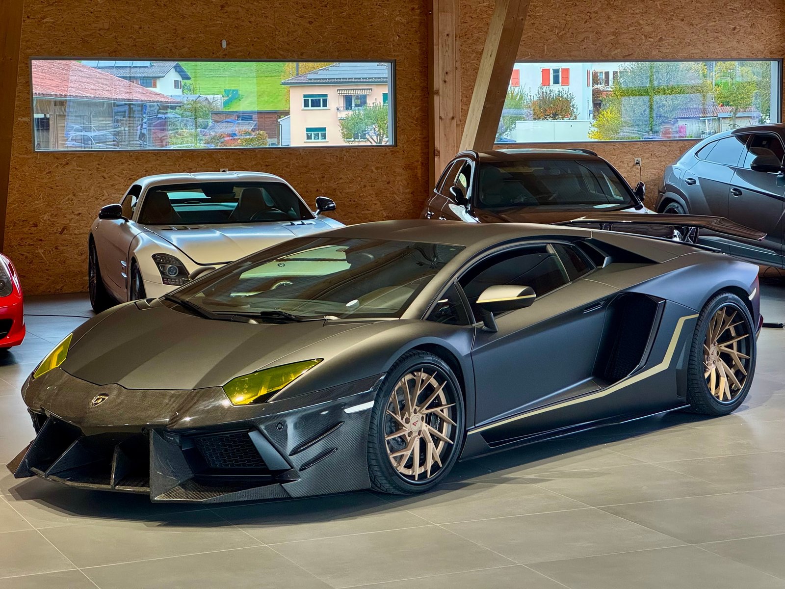 LAMBORGHINI Aventador UNIQUE LP700-4 Coupé E-Gear, Benzin, Occasion / Gebraucht, Automatik - 2