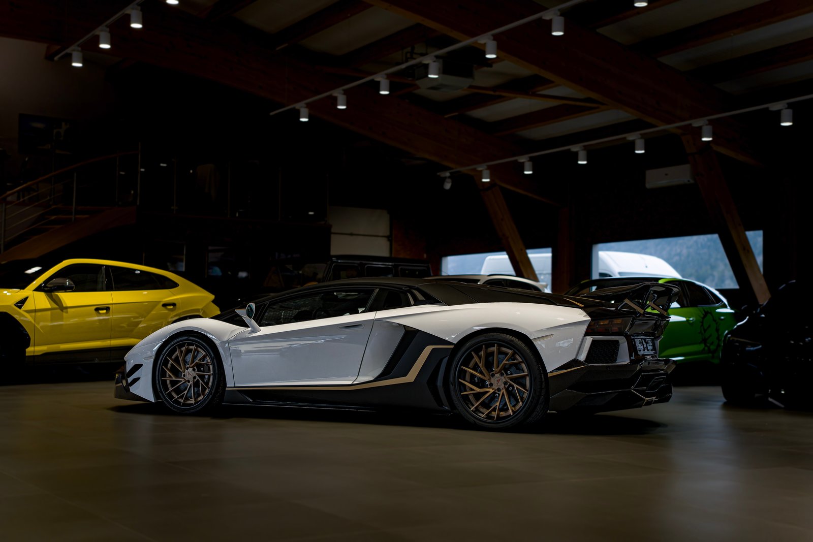 LAMBORGHINI Aventador UNIQUE LP700-4 Coupé E-Gear, Benzin, Occasion / Gebraucht, Automatik - 5