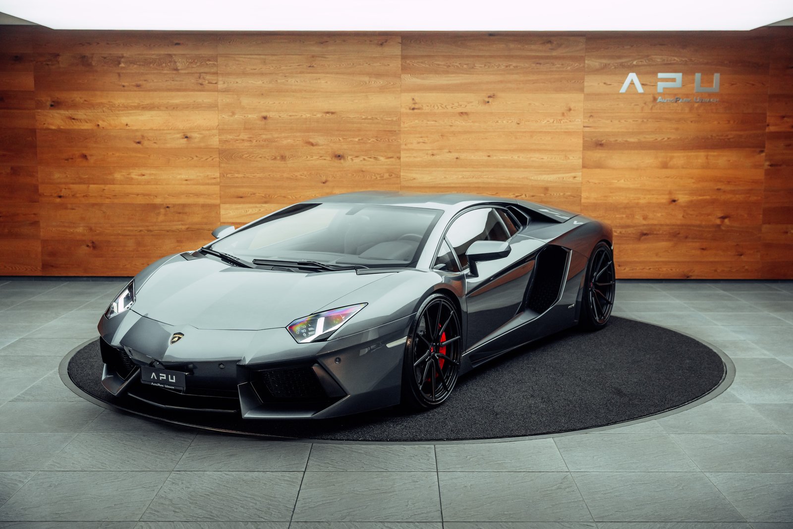 LAMBORGHINI Aventador LP700-4 Coupé E-Gear Grigio Estoque, Benzin, Occasion / Gebraucht, Automatik - 4