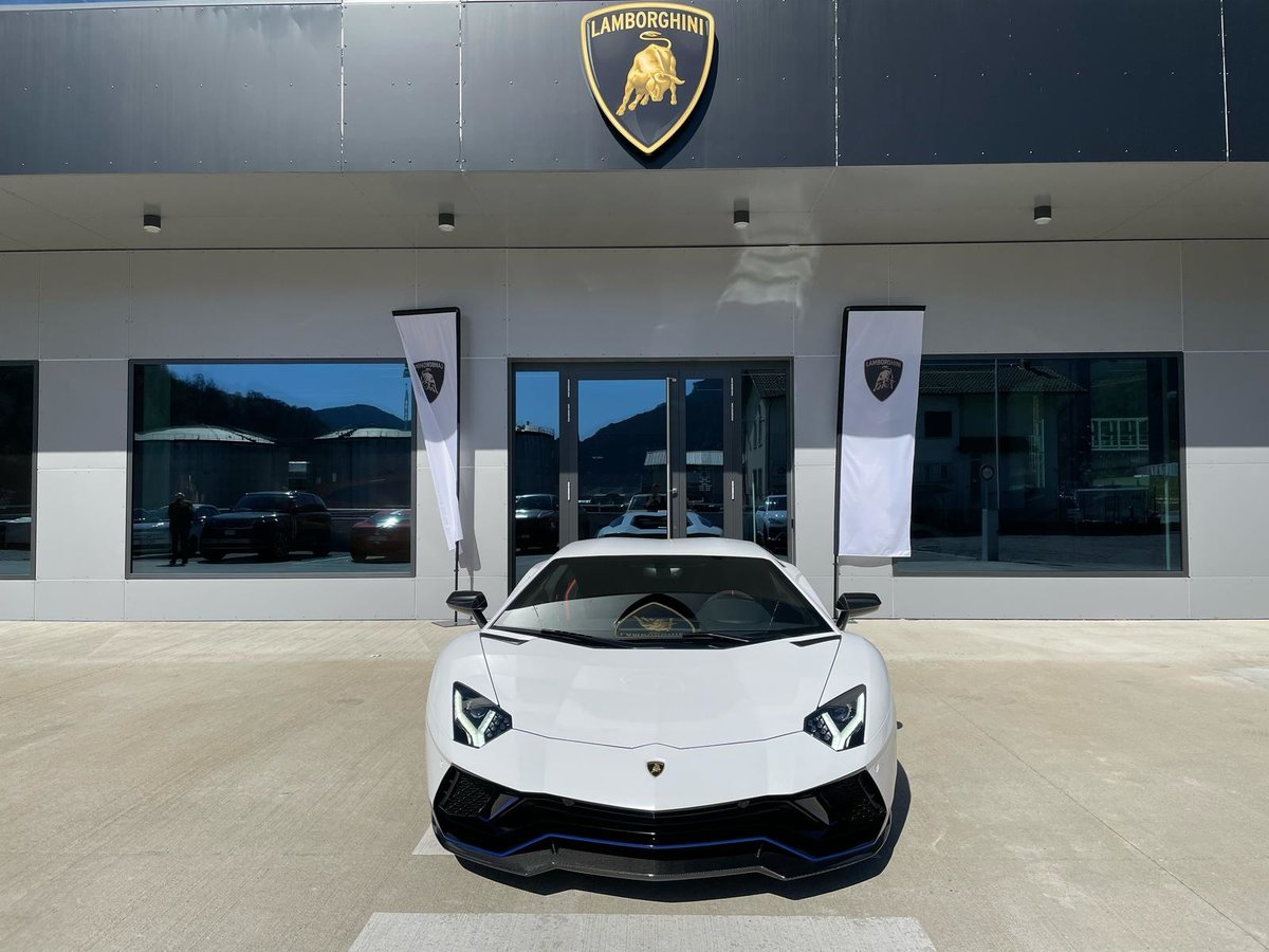 LAMBORGHINI Aventador LP780-4 Coupé E-Gear - Certified Pre-owned Lamborg