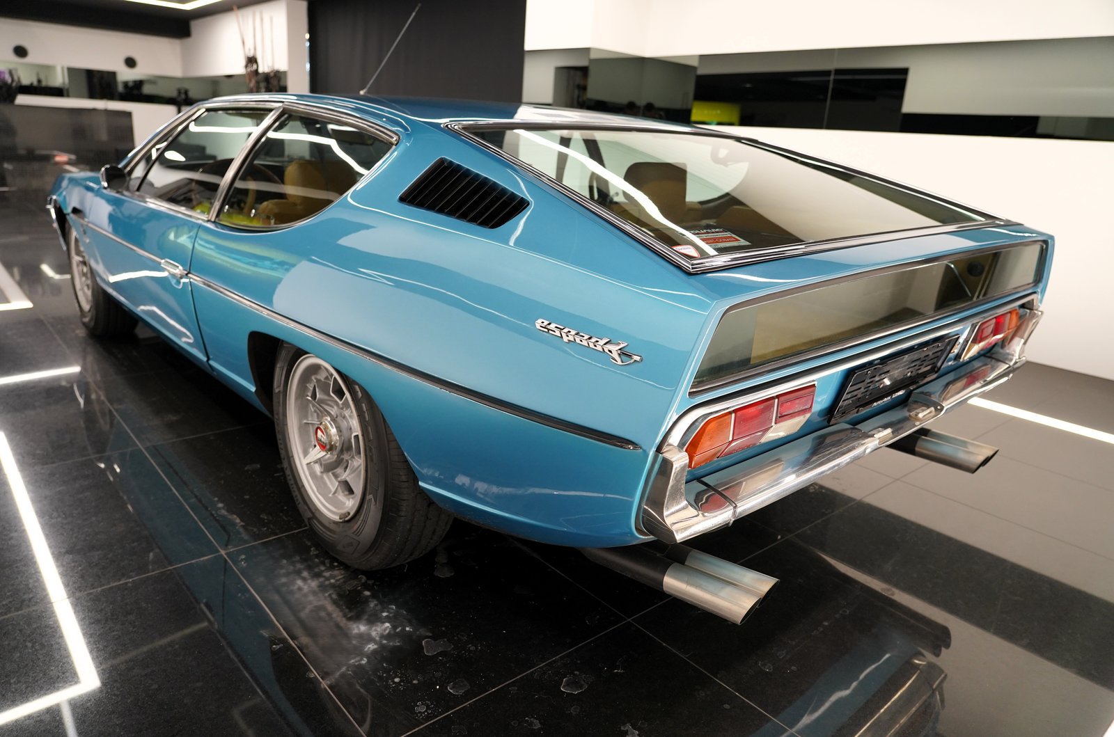 LAMBORGHINI Espada GT 400, Petrol, Second hand / Used, Manual - 5