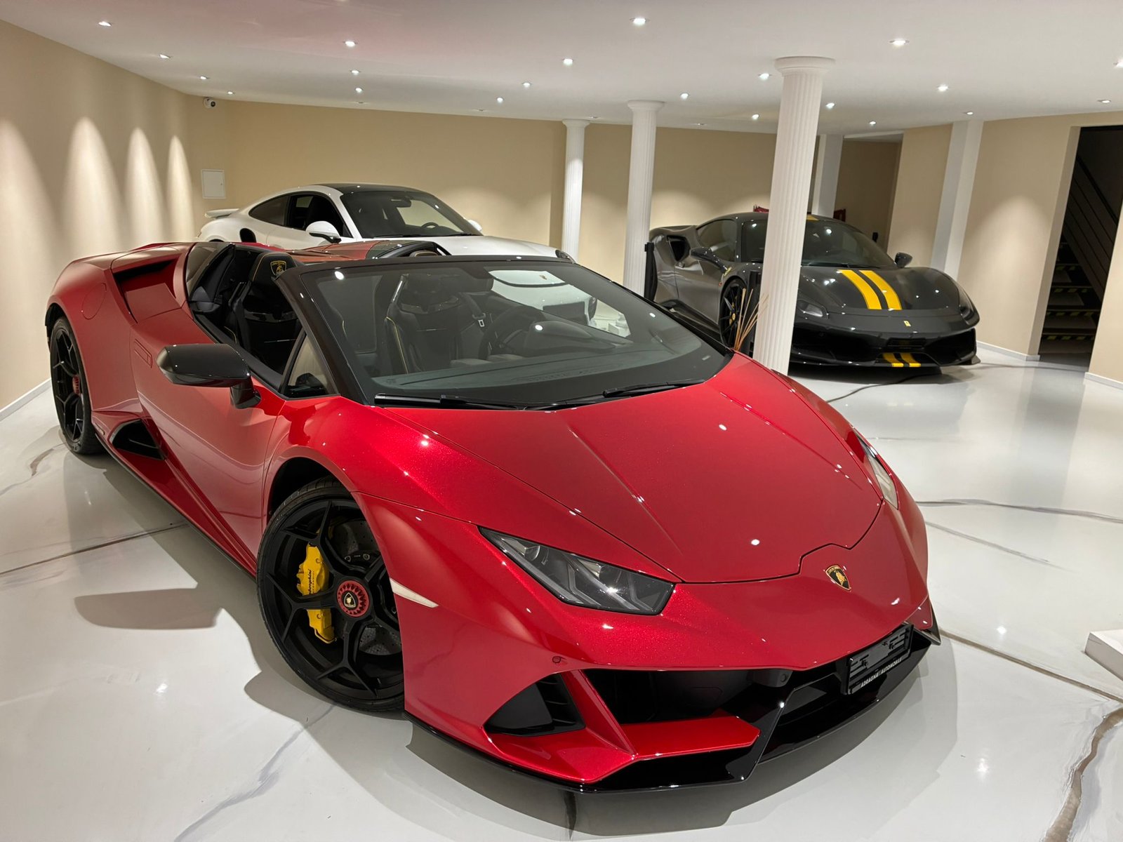 LAMBORGHINI Huracan EVO Spyder DCT, Benzin, Occasion / Gebraucht, Automatik - 4