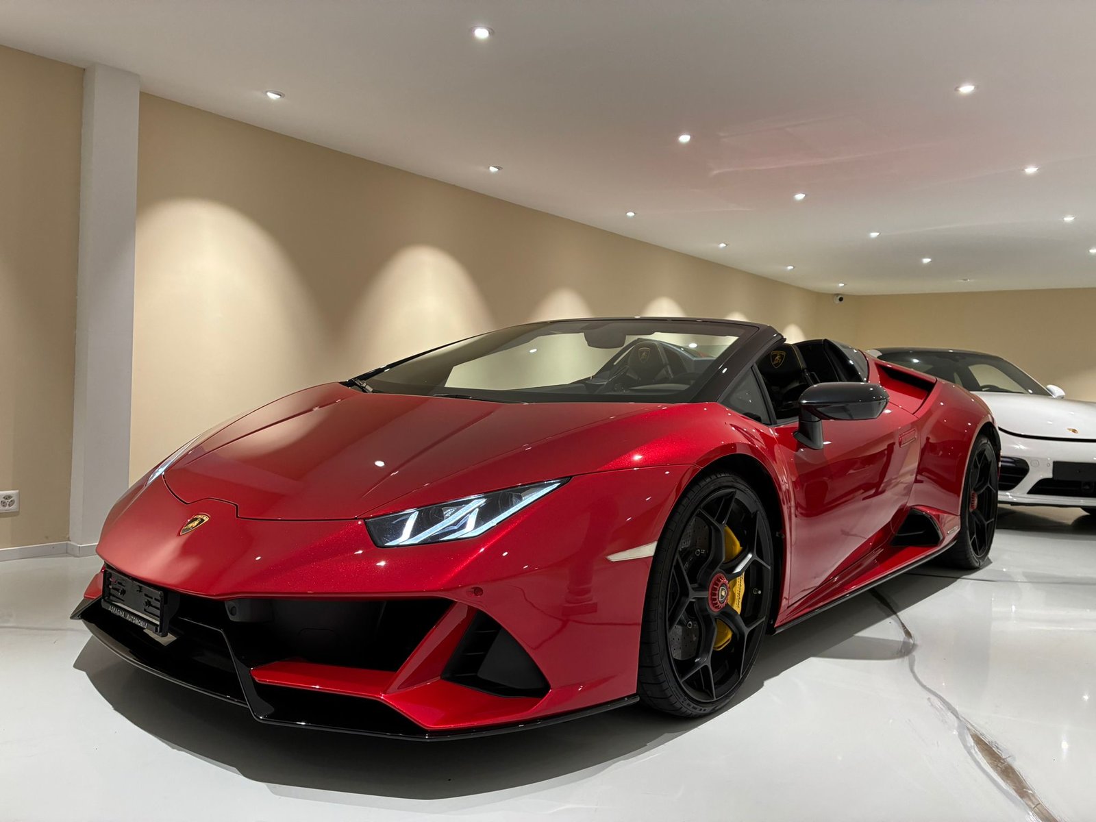 LAMBORGHINI Huracan EVO Spyder DCT, Benzin, Occasion / Gebraucht, Automatik - 7