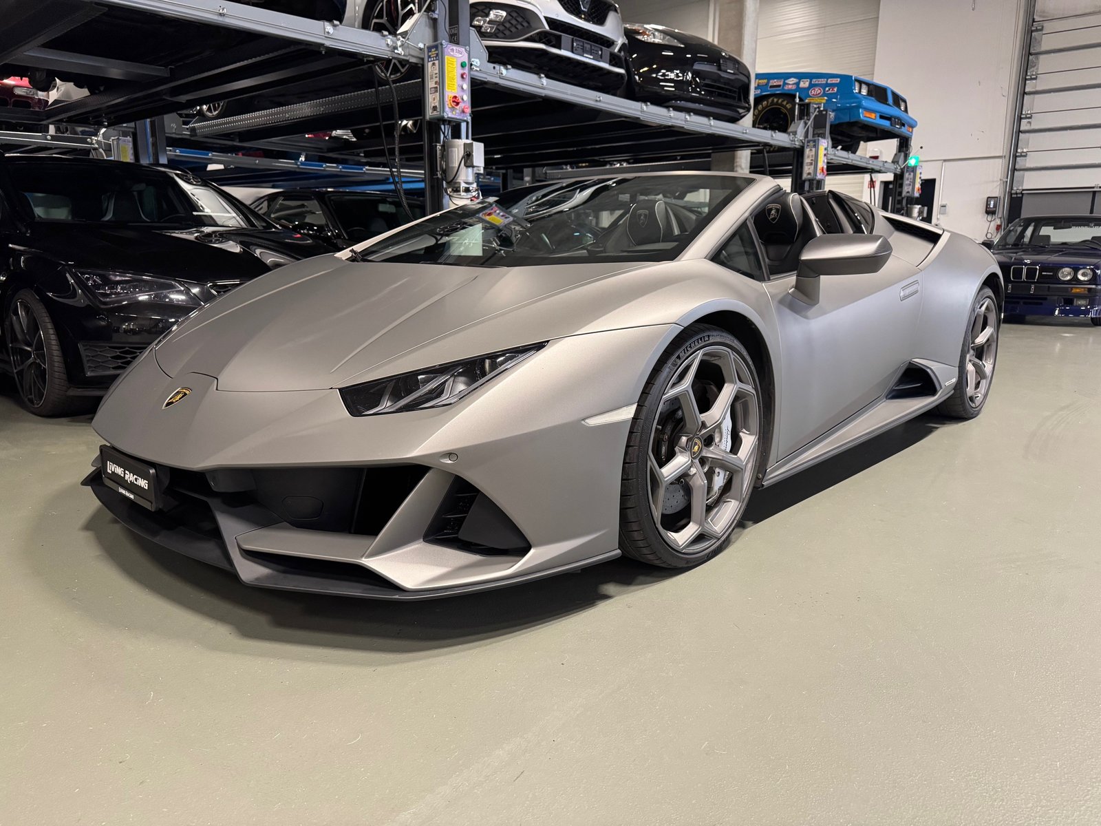 LAMBORGHINI Huracan EVO Spyder DCT *Akrapovic*, Essence, Occasion / Utilisé, Automatique - 3