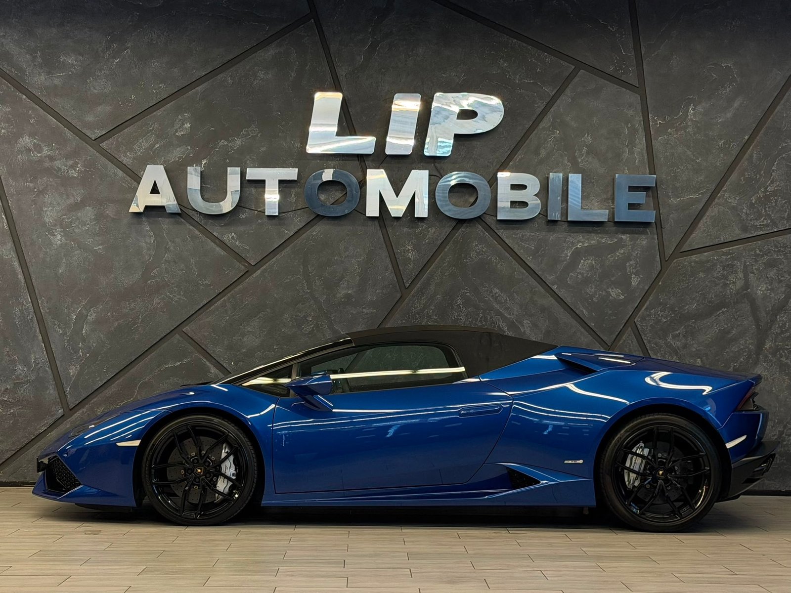 LAMBORGHINI Huracan LP610-4 Spyder DCT, Benzin, Occasion / Gebraucht, Automatik - 7