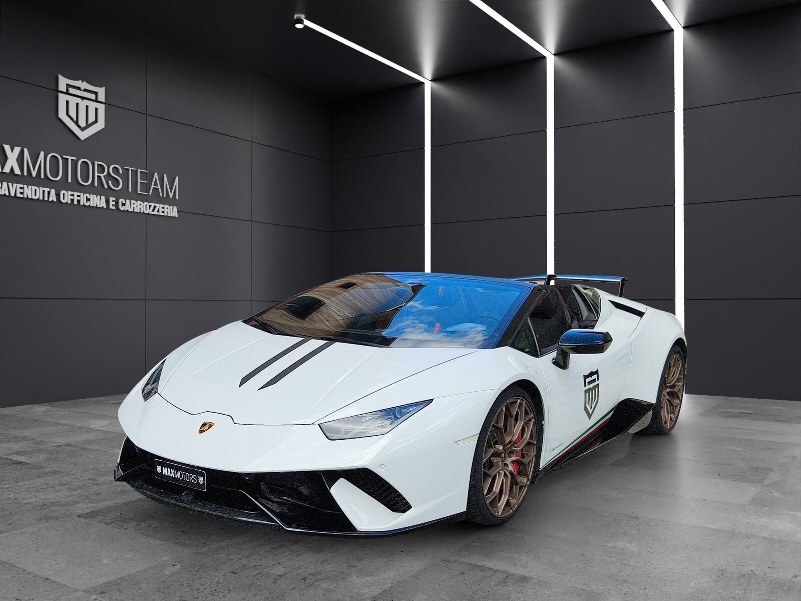 LAMBORGHINI Huracan LP640-4 Spyder Performante DCT