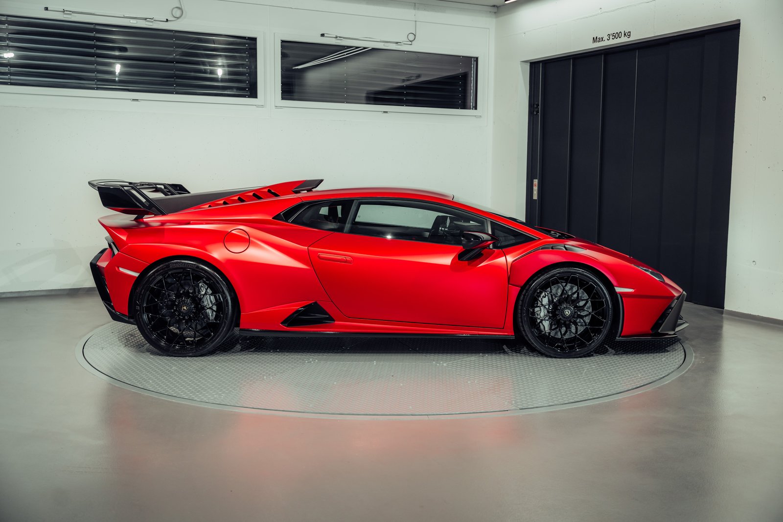 LAMBORGHINI Huracan STO Coupé DCT RWD, Essence, Occasion / Utilisé, Automatique - 2