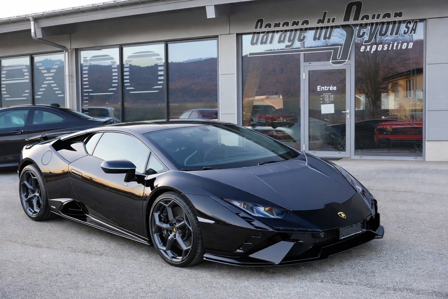 LAMBORGHINI Tecnica, Benzina, Occasioni / Usate, Automatico - 2