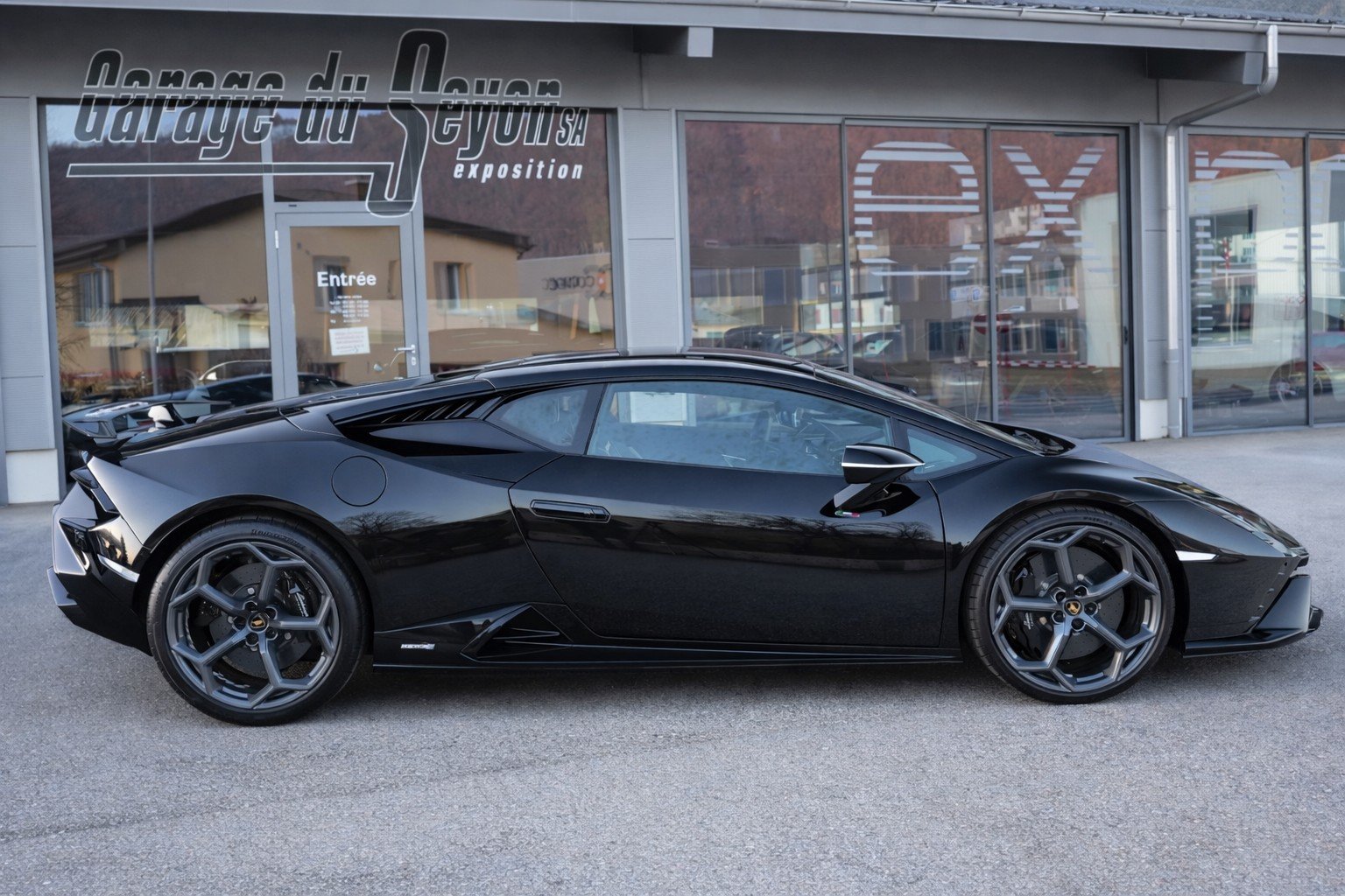 LAMBORGHINI Tecnica, Benzina, Occasioni / Usate, Automatico - 6