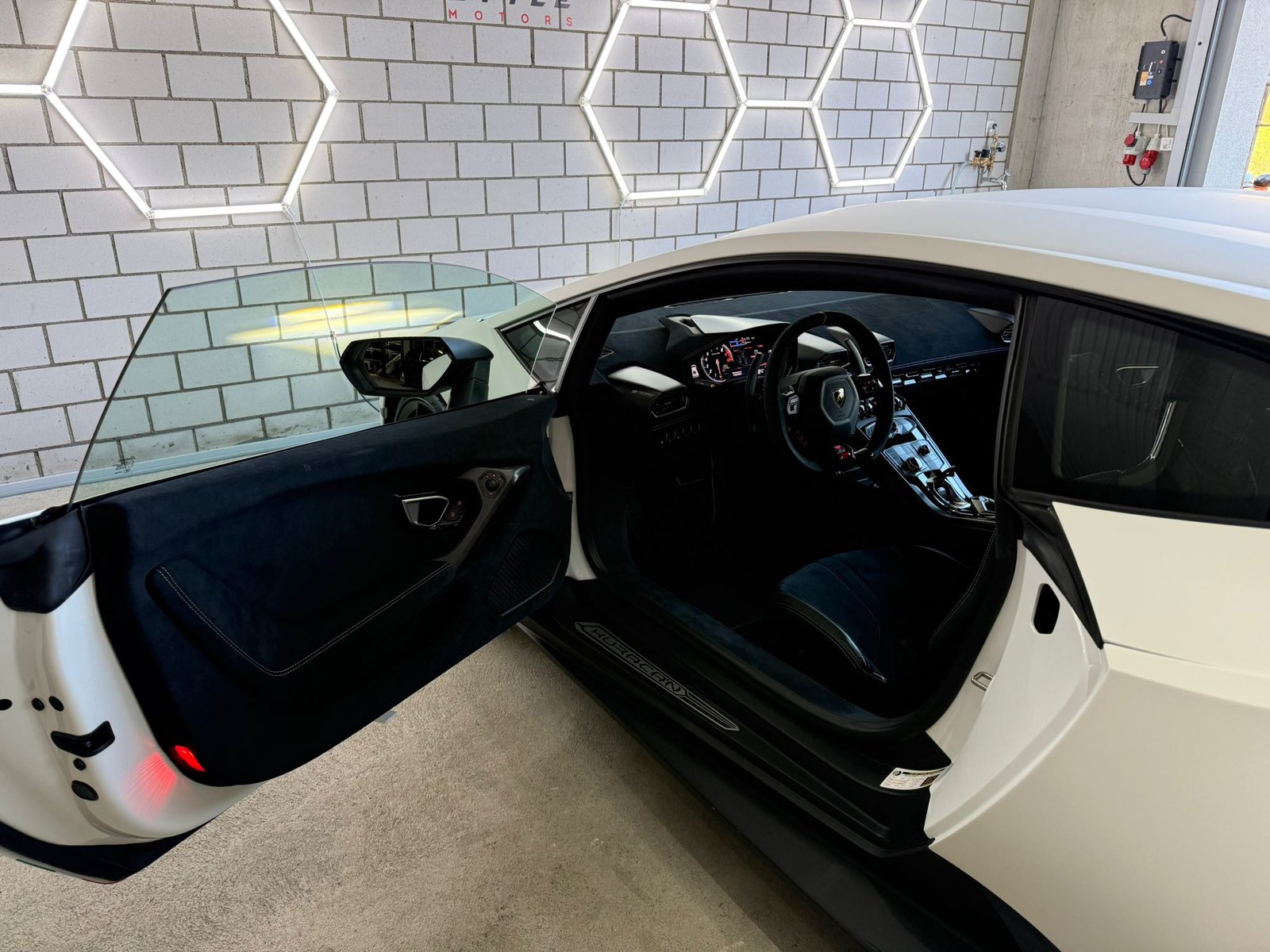 LAMBORGHINI Huracan LP640-4 Coupé Performante DCT, Benzin, Occasion / Gebraucht, Automatik - 7