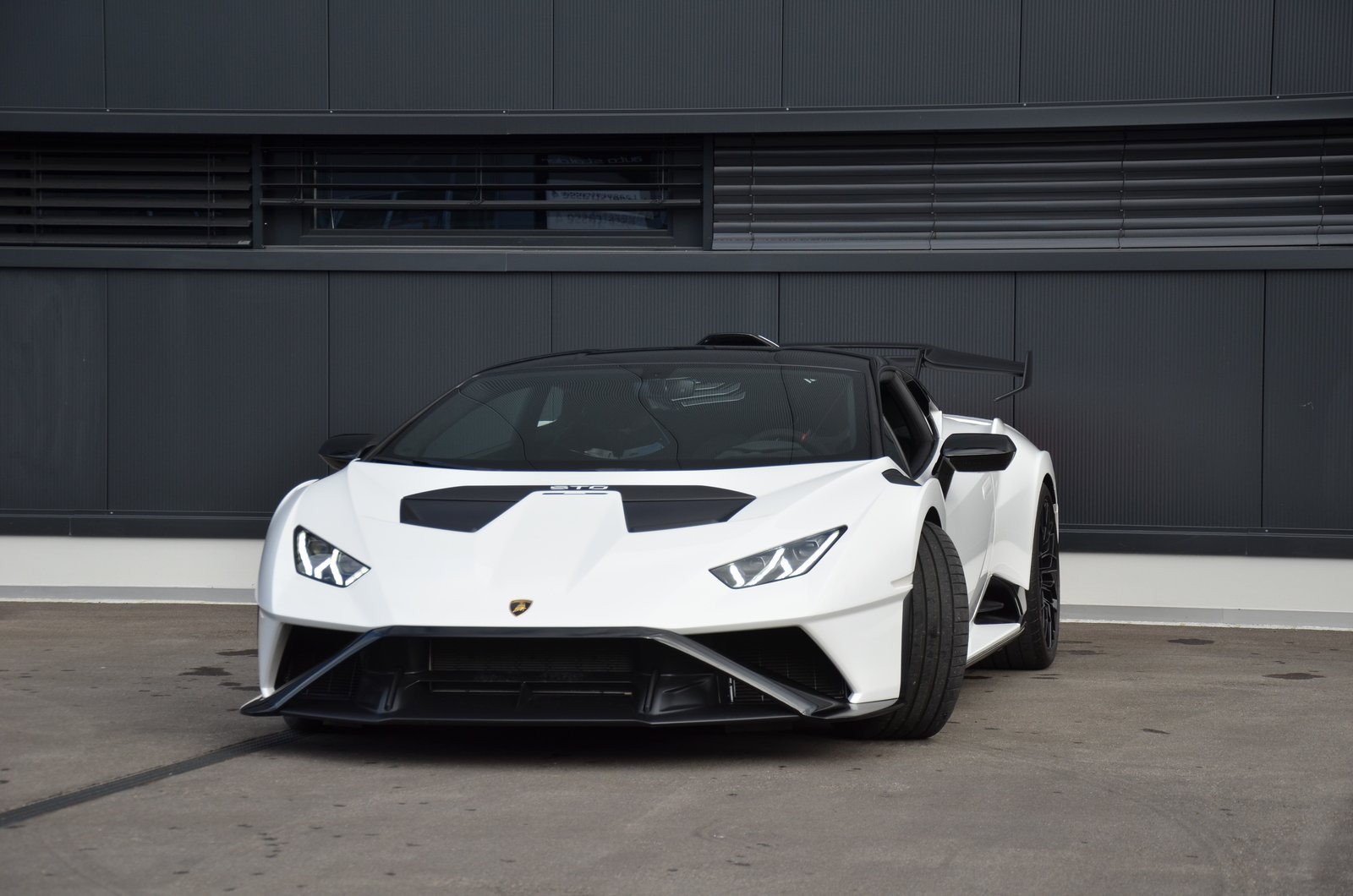 LAMBORGHINI Huracan STO Coupé DCT RWD, Petrol, Second hand / Used, Automatic - 6