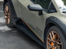 LAMBORGHINI Huracan Sterrato, Petrol, Second hand / Used, Automatic - 4