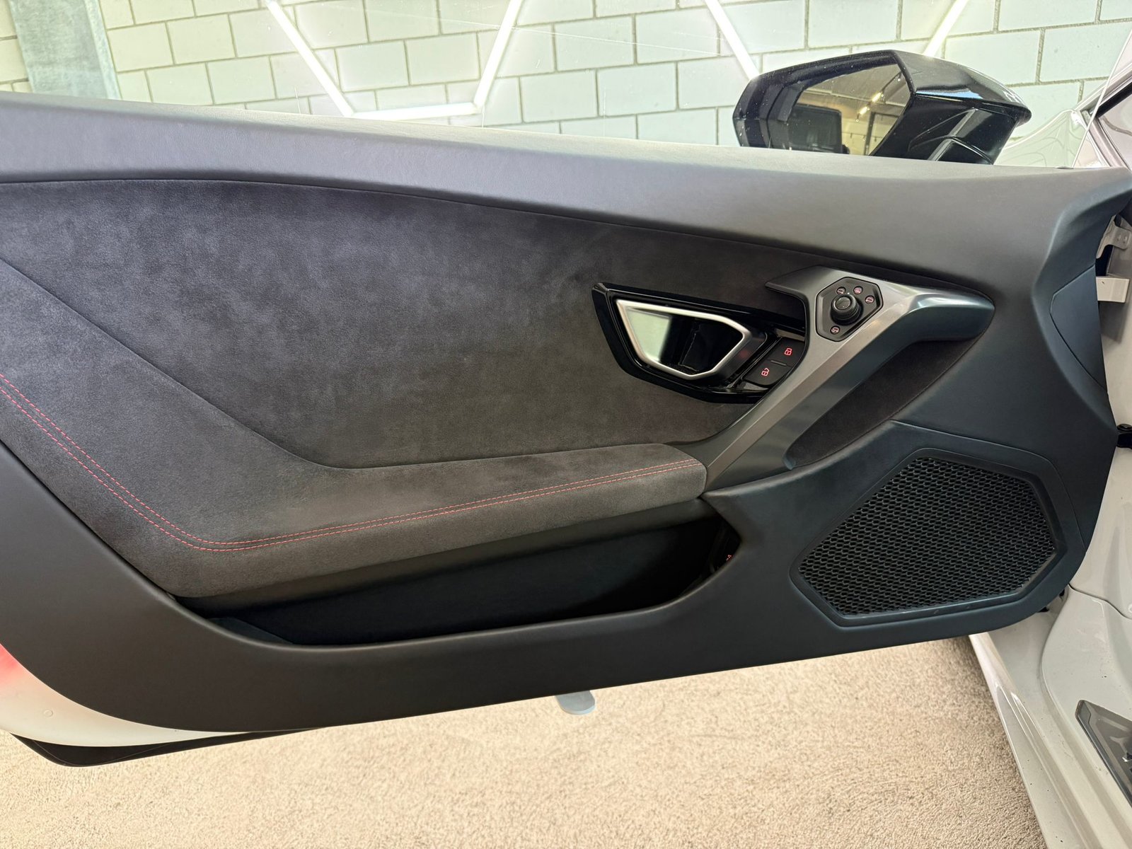 LAMBORGHINI Huracan LP610-4 Coupé DCT CH-Fahrzeug, Petrol, Second hand / Used, Automatic - 6