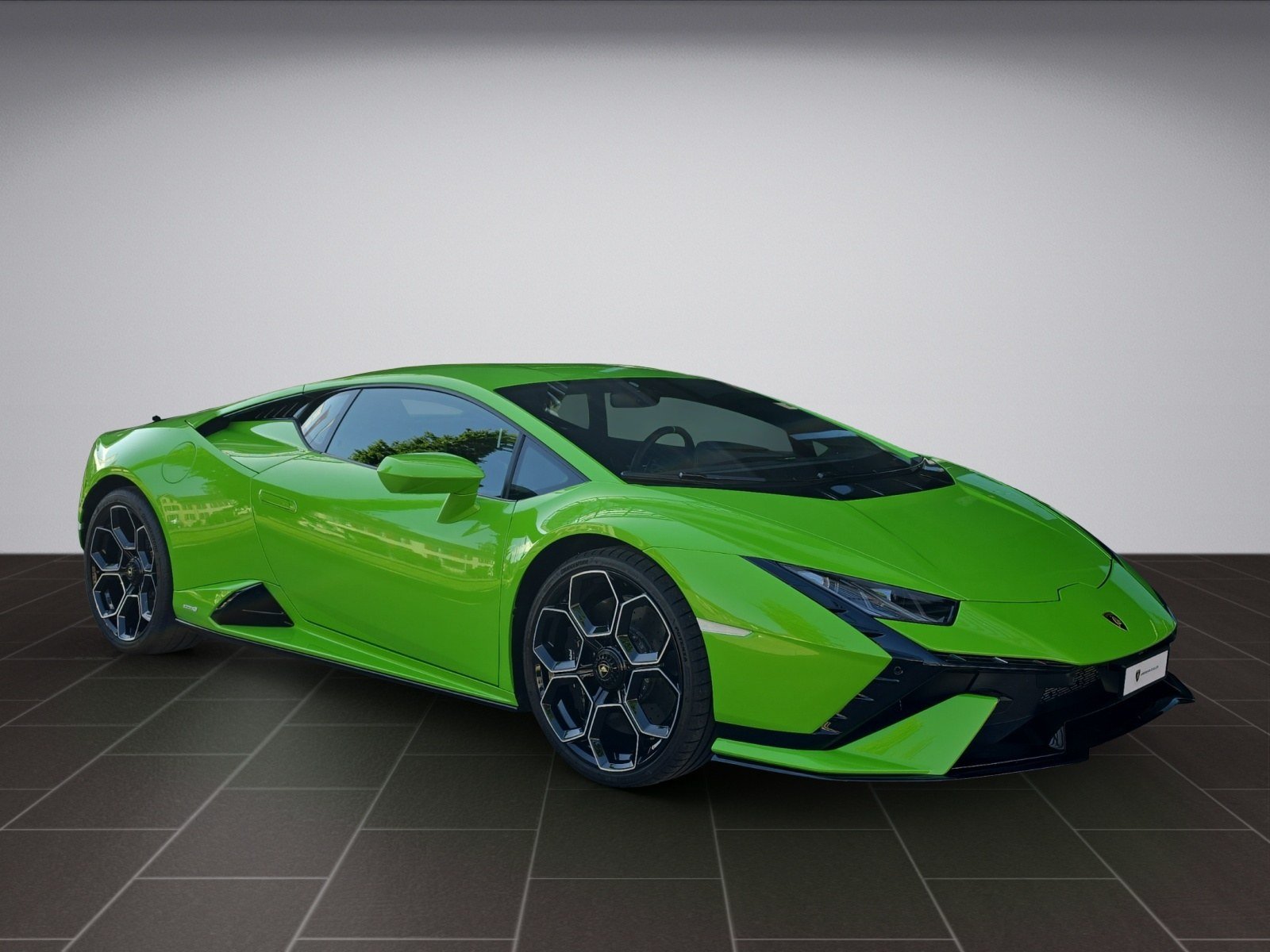 LAMBORGHINI Huracan Tecnica 24