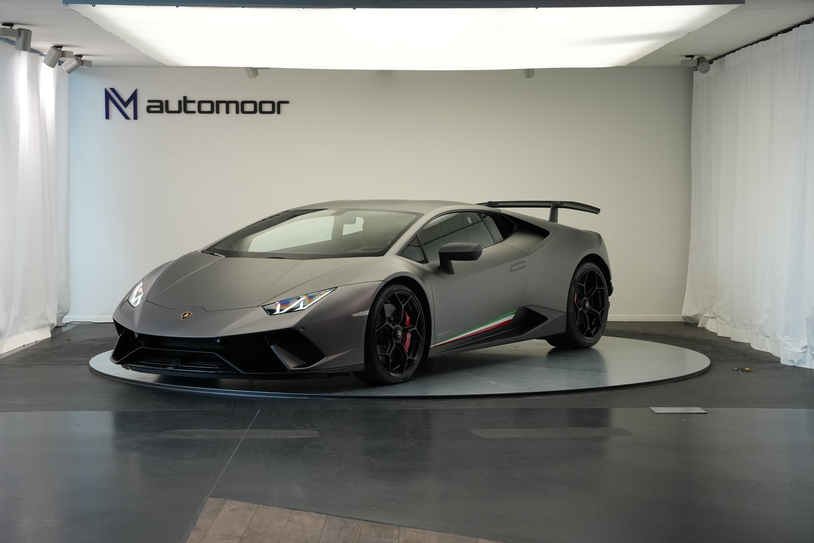 LAMBORGHINI Huracan LP640-4 Coupé Performante DCT *grigio t
