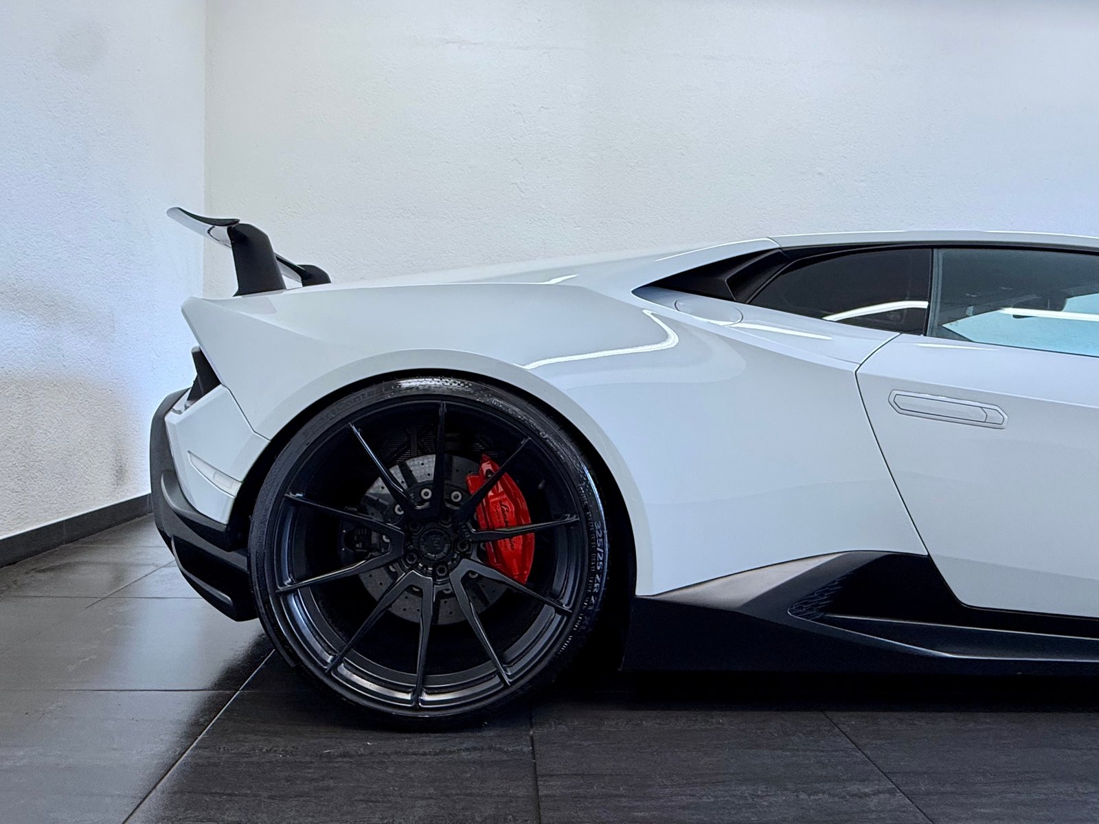 LAMBORGHINI Huracan LP640-4 Coupé Performante UNIKAT DCT, Petrol, Second hand / Used, Automatic - 5