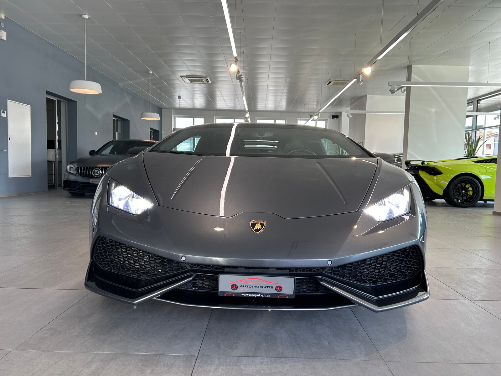 LAMBORGHINI Huracan LP610-4 Coupé DCT, Essence, Occasion / Utilisé, Automatique - 3