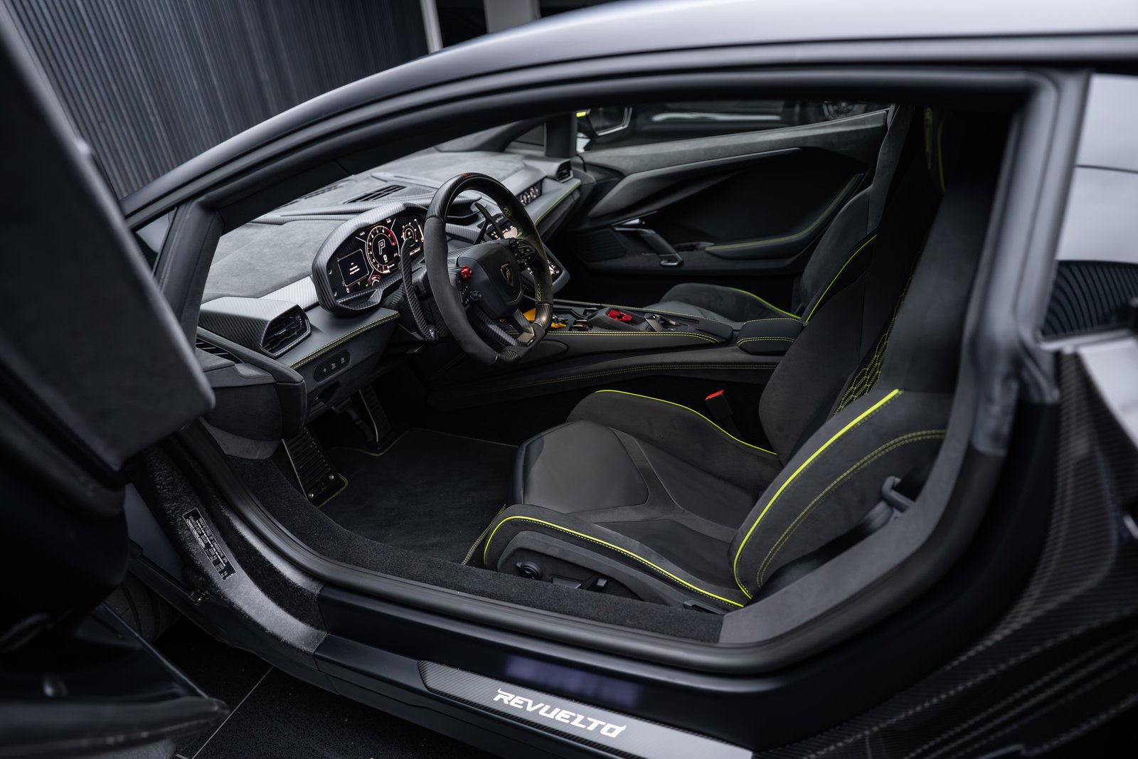 LAMBORGHINI Revuelto HPEV, Essence, Occasion / Utilisé, Automatique - 6