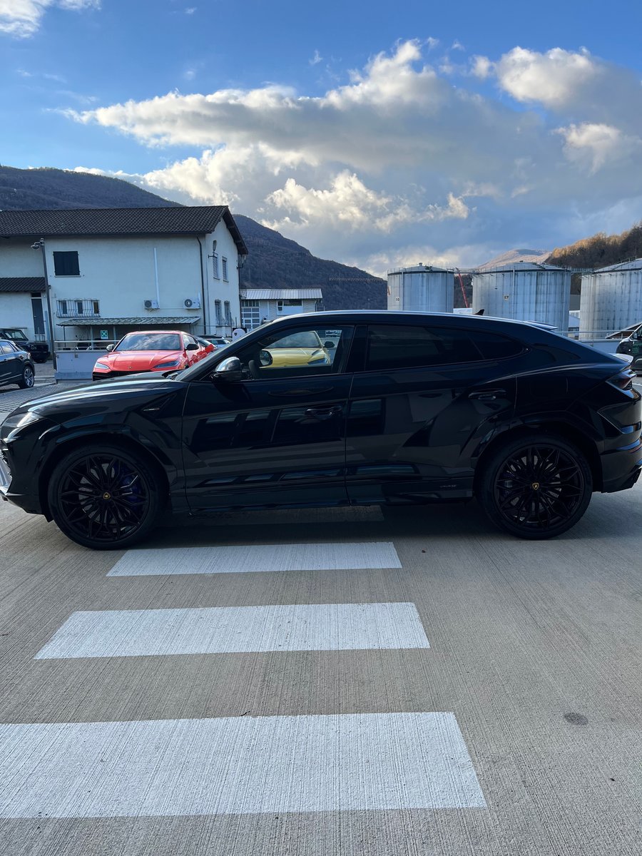 LAMBORGHINI SE MY25 - Auto CH -Lamborghini Lugano - Warranty 3 Years & M, Plug-in-Hybrid Benzin/Elektro, Occasion / Gebraucht, Automat - 7